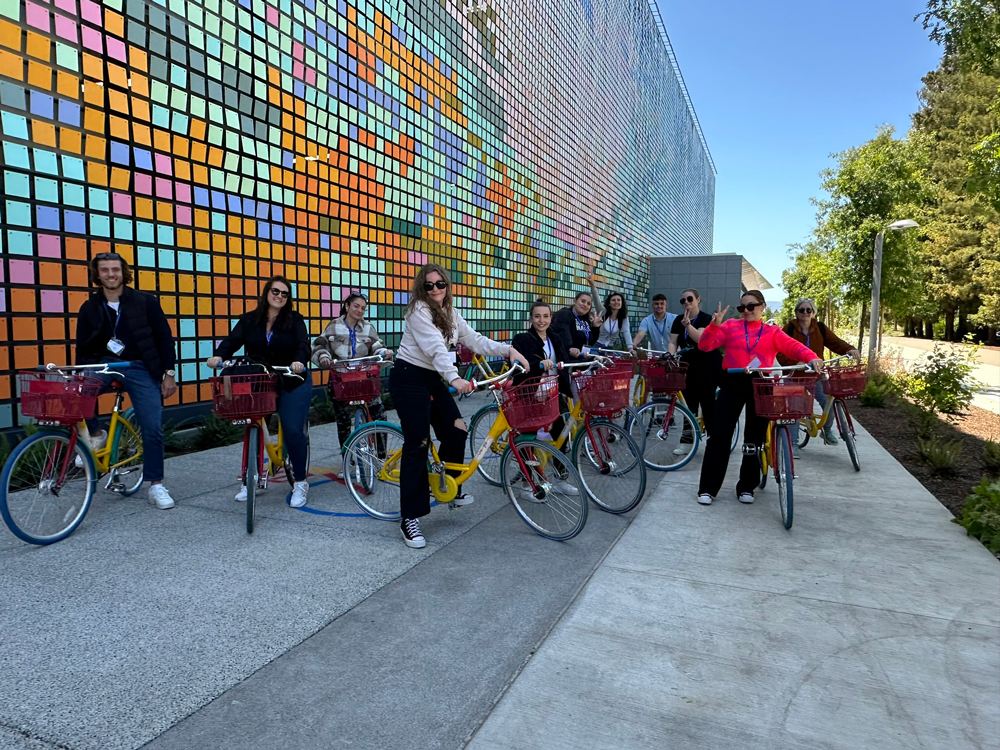 Nos élèves sur les Vélos colorés à San Francisco