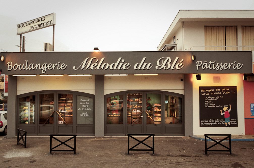 la boulangerie l'artisan du sud emploi un apprenti du CFA